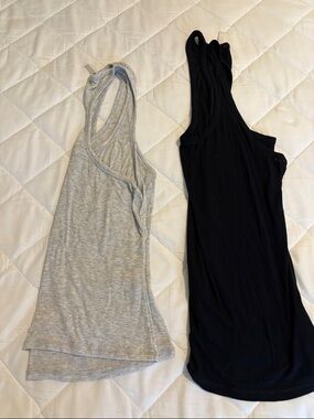 Fabletics Women's Tank Tops - Black & Light Gray